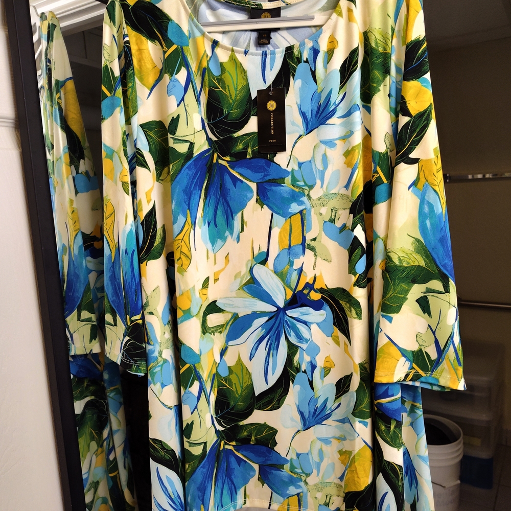 JM Collection Cream Floral Scoop Neck Blouse with Blue and Yellow Accents